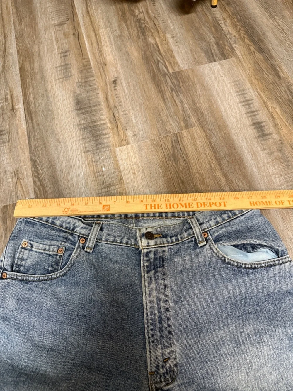 Men’s Levi’s 560 Classic Faded Straight Vintage Jeans 36x30